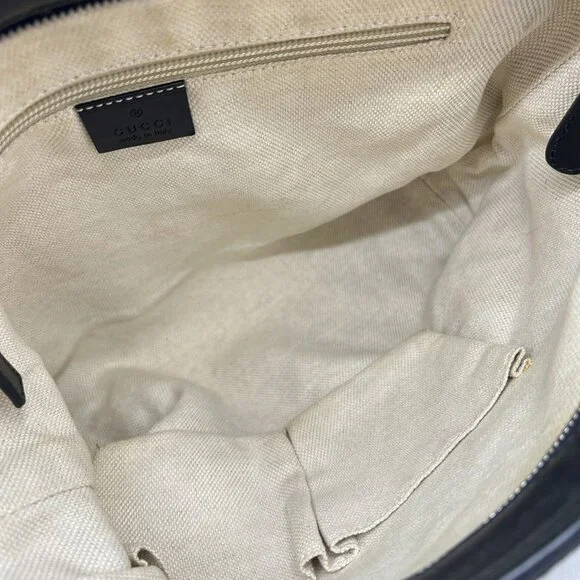 GUCCI Authentic Black Leather Shoulder Bag - Picture 7 of 10